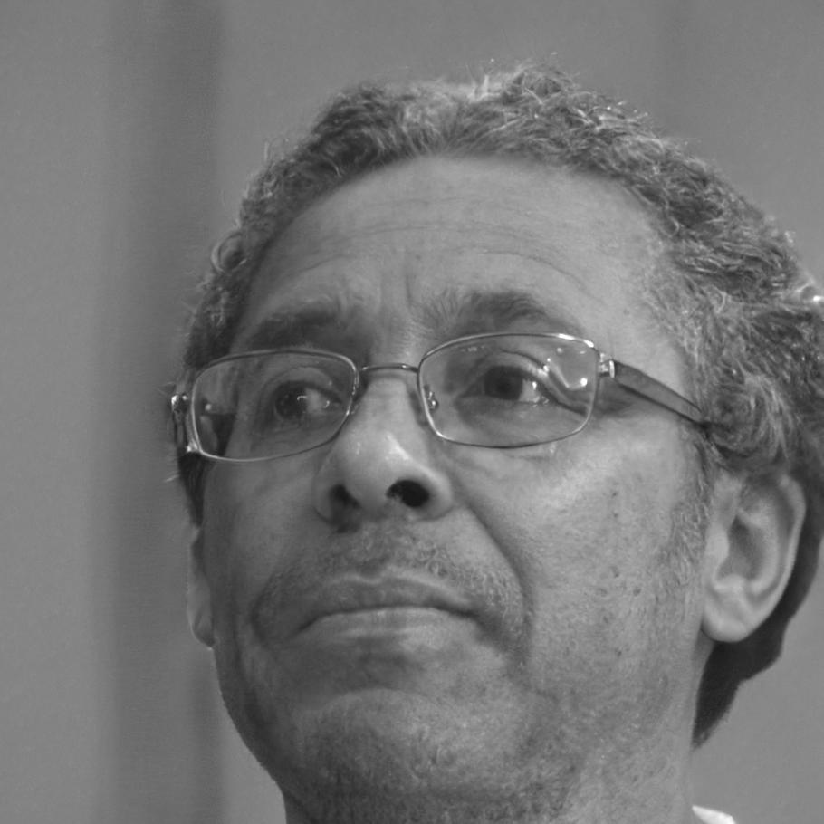 Retrato profesional de instructor de finanzas